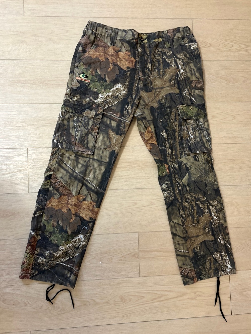 Mossy Oak Men's Woodland Camo Cargo Pants - Green/Brown/Black